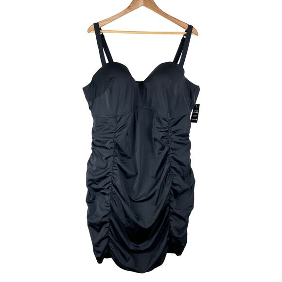 Torrid NWT Ruched Retro Mid-Length Swim Dress Black Size 6X D/DD Underwire - Picture 7 of 11